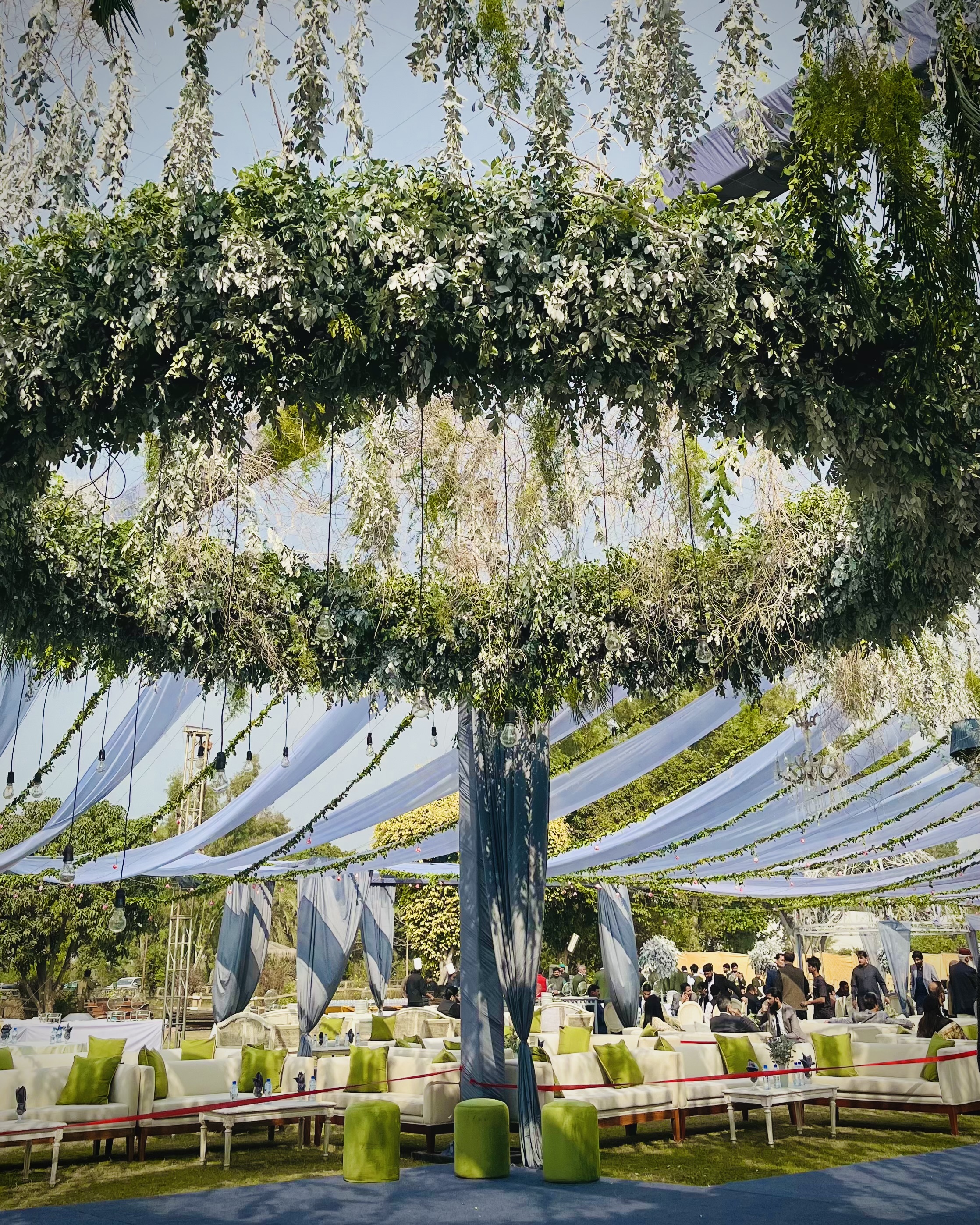 Sculptural Pastel Arch & Floating Glass Tablescape - Wedding Decor Inspiration Lahore