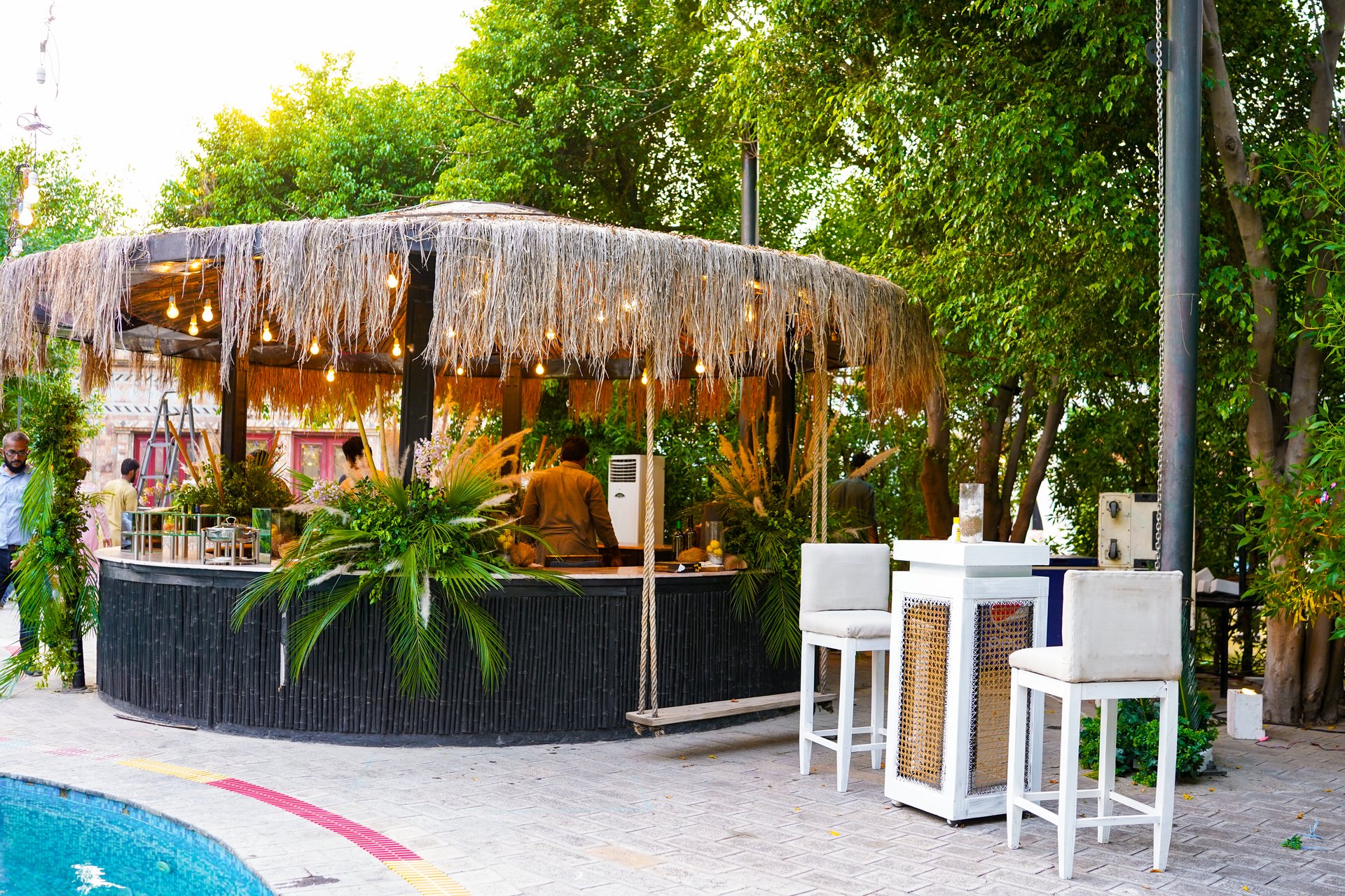 Pool Side Aqua Deck: Ambient Cocktail Dinners and Pre-Wedding Celebrations